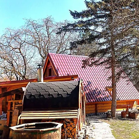 Forest Sauna Retreat Horská chata